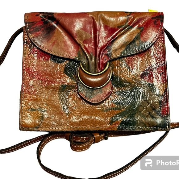 Patricia Nash Handbags - Patricia Nash Crossbody/Shoulder Bag (The Heritage Multi Collection)